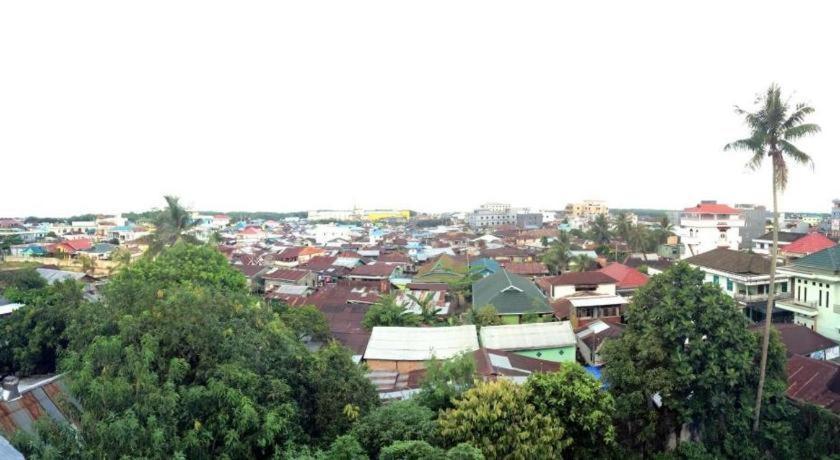 Hotel D' Calia Tarakan Exterior photo