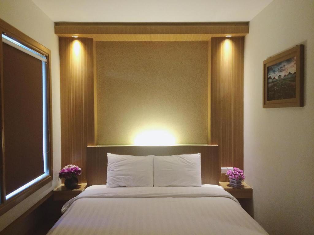 Hotel D' Calia Tarakan Exterior photo