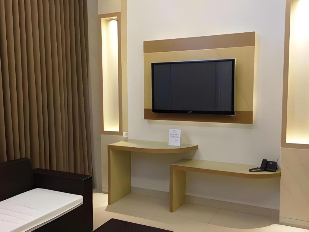 Hotel D' Calia Tarakan Exterior photo